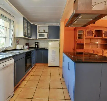 Apartamento Oasis بيت للعطل خيرونا