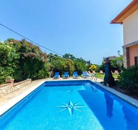 Apartamento Oasis بيت للعطل خيرونا